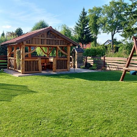 Pokoje U Wiktorii Sztutowo Exteriör bild